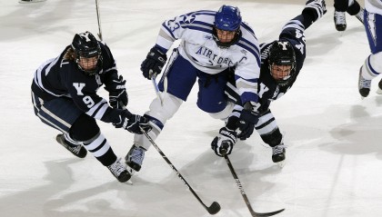 -LCK新人训练营启动，lol新手训练营领取的东西在哪